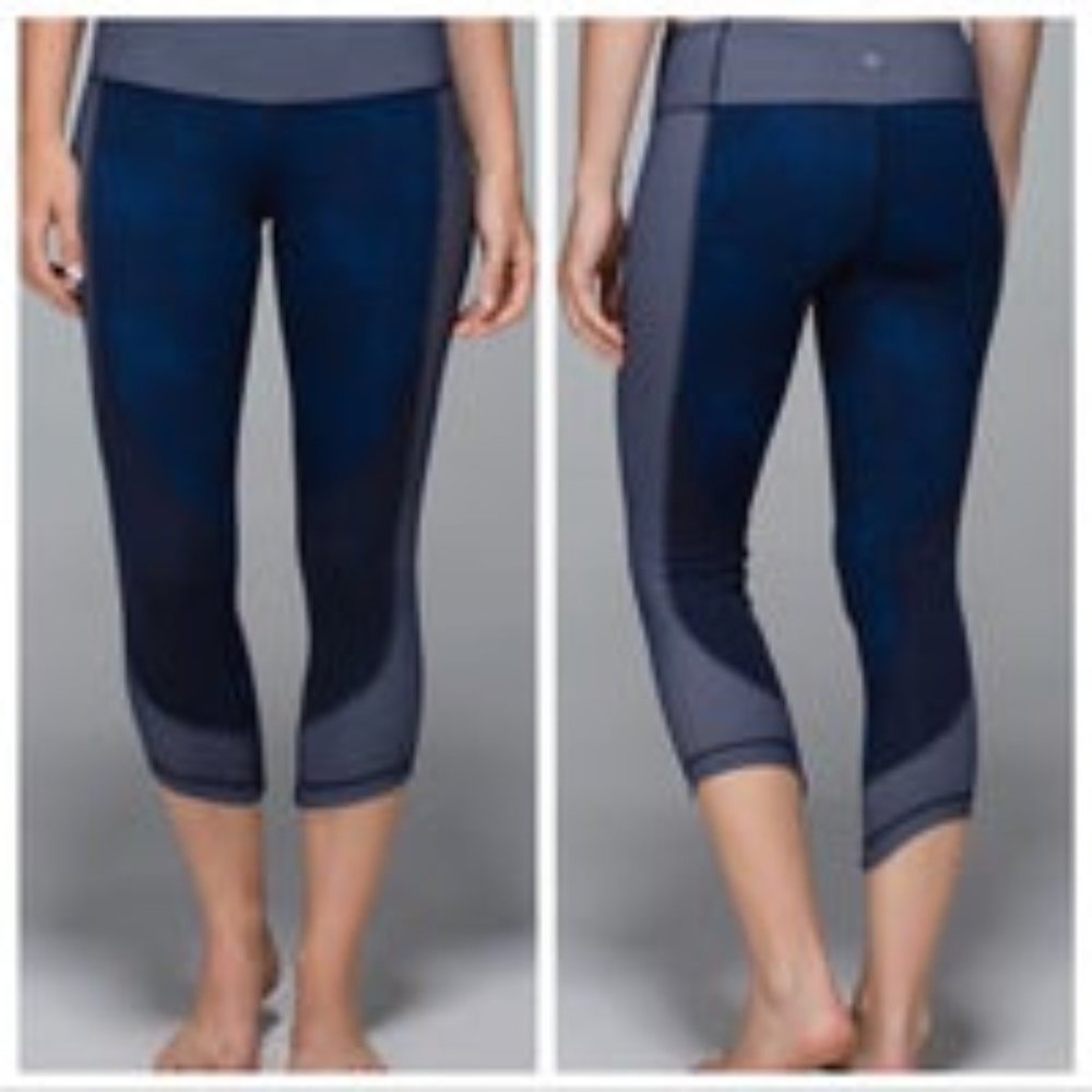 LuluLemon Black/Blue Wunder Under Crop Leggings